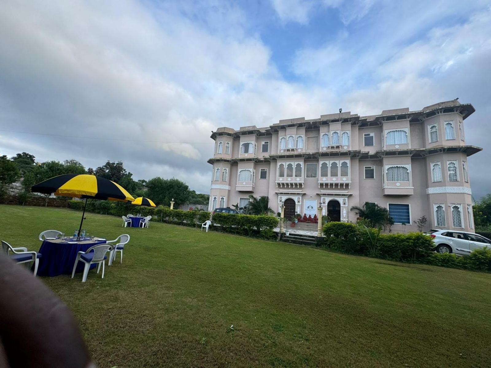 Jag Aravali Resort Udaipur By Naina Staycation - Best For Corporate Events - Family Parties - Mice Dış mekan fotoğraf