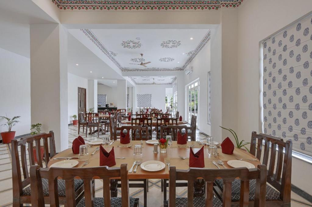 Jag Aravali Resort Udaipur By Naina Staycation - Best For Corporate Events - Family Parties - Mice Dış mekan fotoğraf