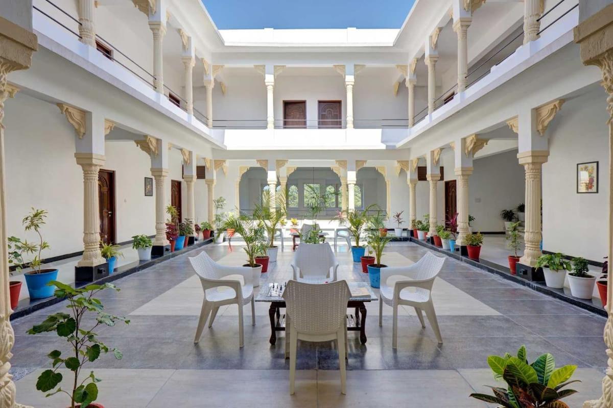 Jag Aravali Resort Udaipur By Naina Staycation - Best For Corporate Events - Family Parties - Mice Dış mekan fotoğraf
