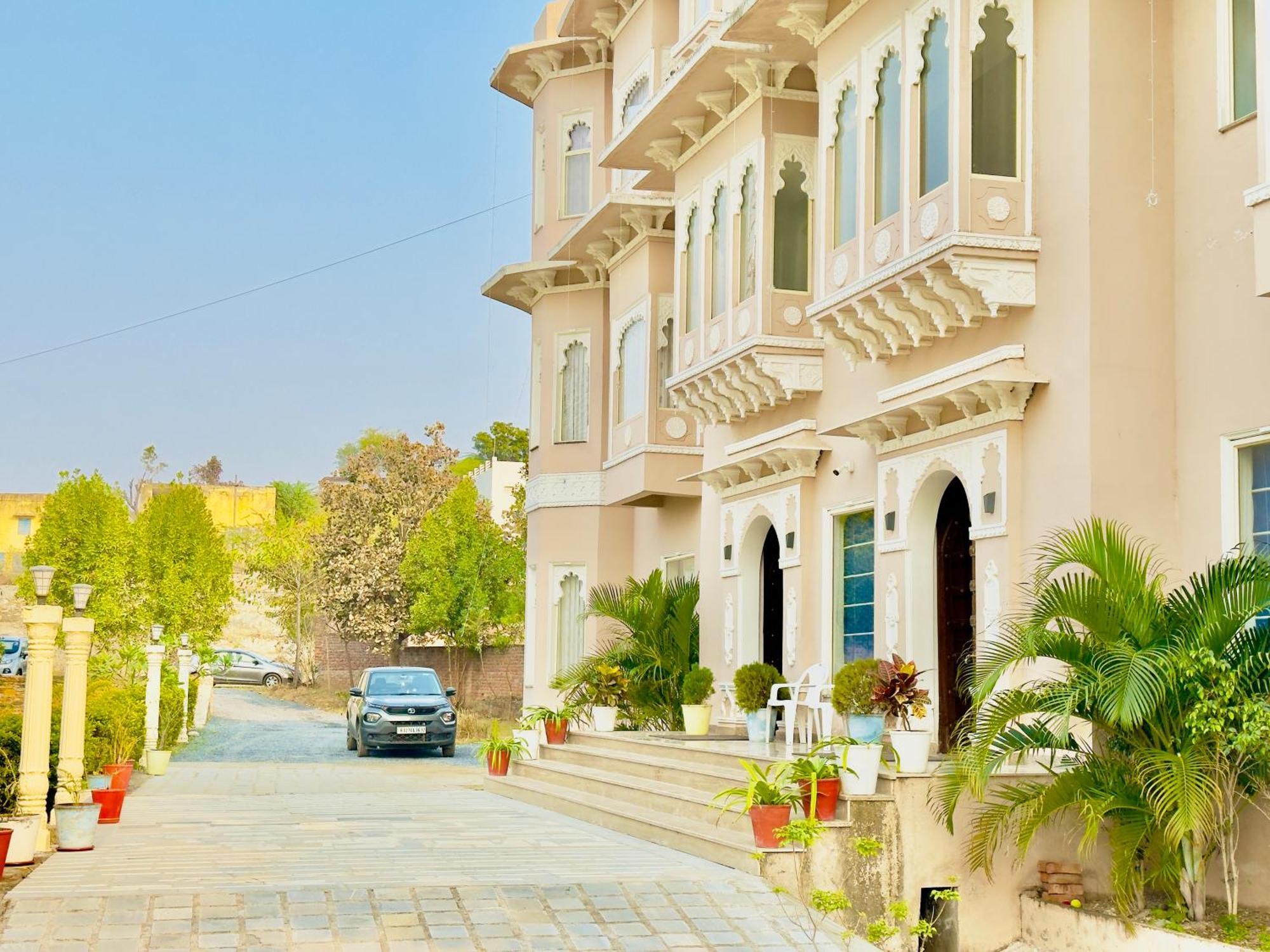 Jag Aravali Resort Udaipur By Naina Staycation - Best For Corporate Events - Family Parties - Mice Dış mekan fotoğraf