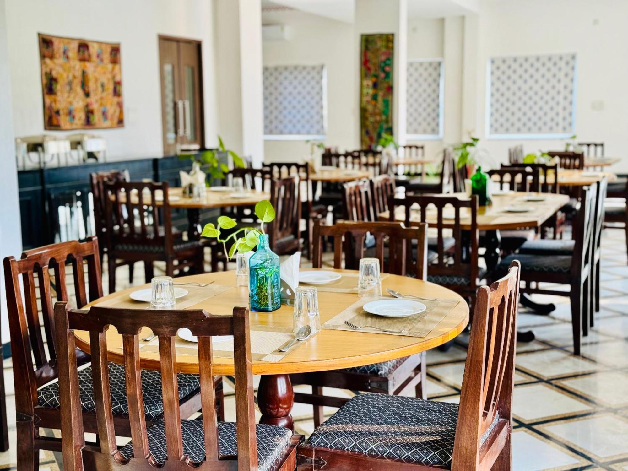 Jag Aravali Resort Udaipur By Naina Staycation - Best For Corporate Events - Family Parties - Mice Dış mekan fotoğraf